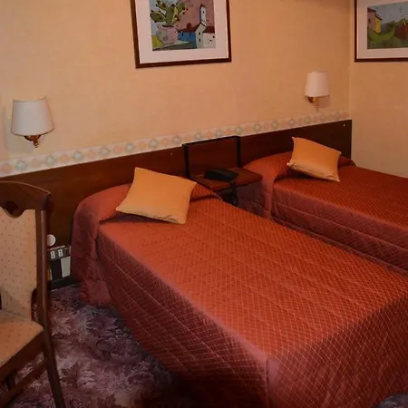 Milano Hotel 3*