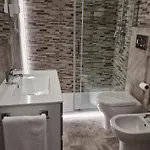 Milano 3* ترييستي